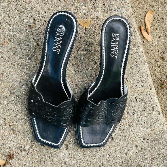 Mule short sandals - Picture 2 of 3